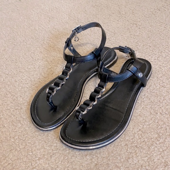 G by Guess Shoes - 🌸Guess sandals